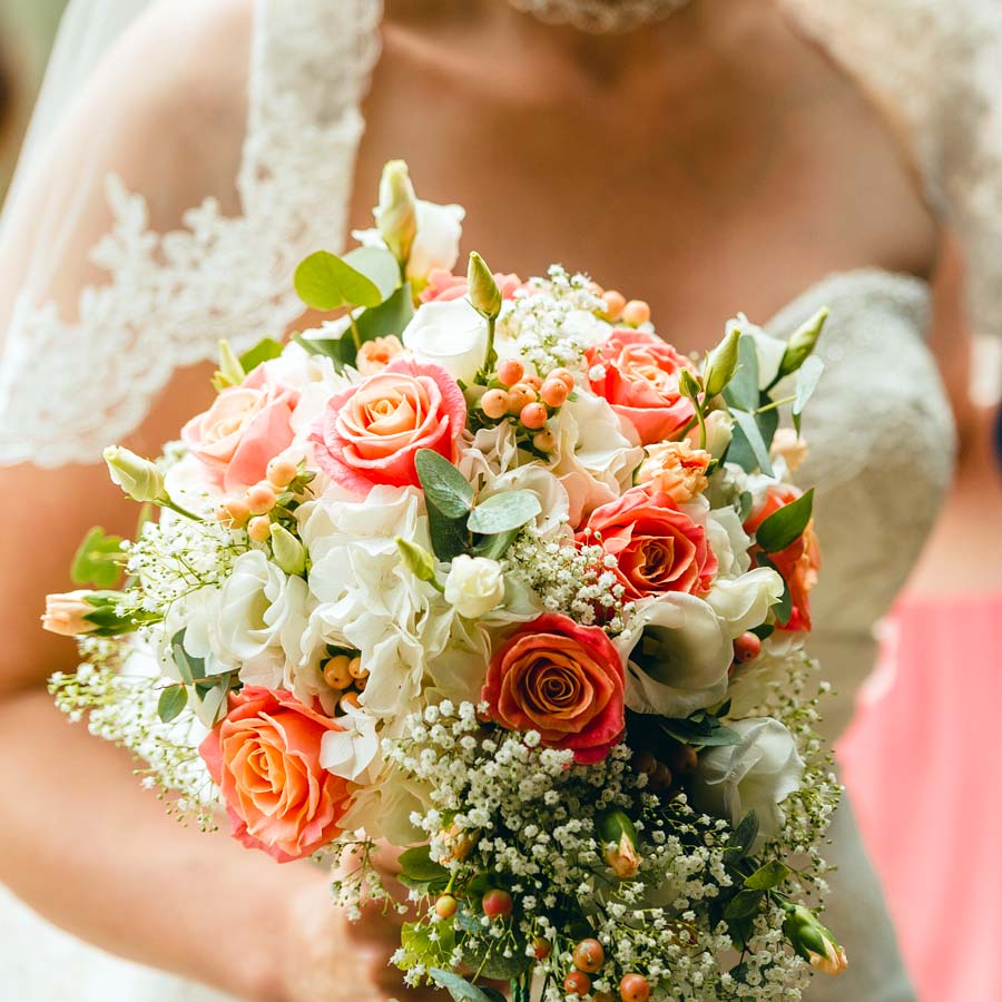 The story of the flowers on the wedding day